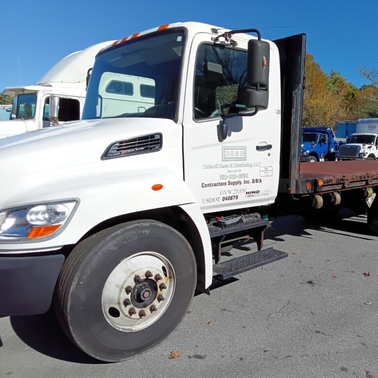 2008 Hino 268