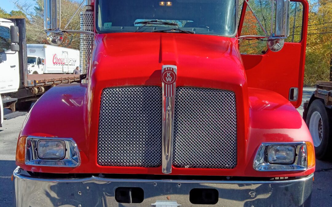 2005 Kenworth T300