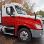 2013 Freightliner Cascadia full