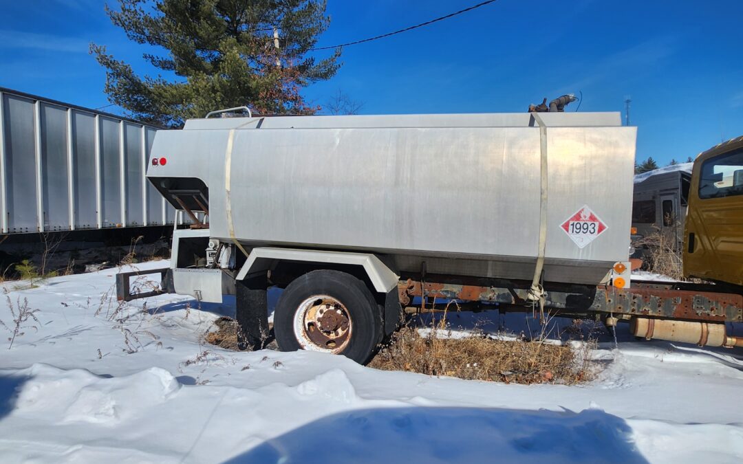 2,800 Gallon Aluminum Tank